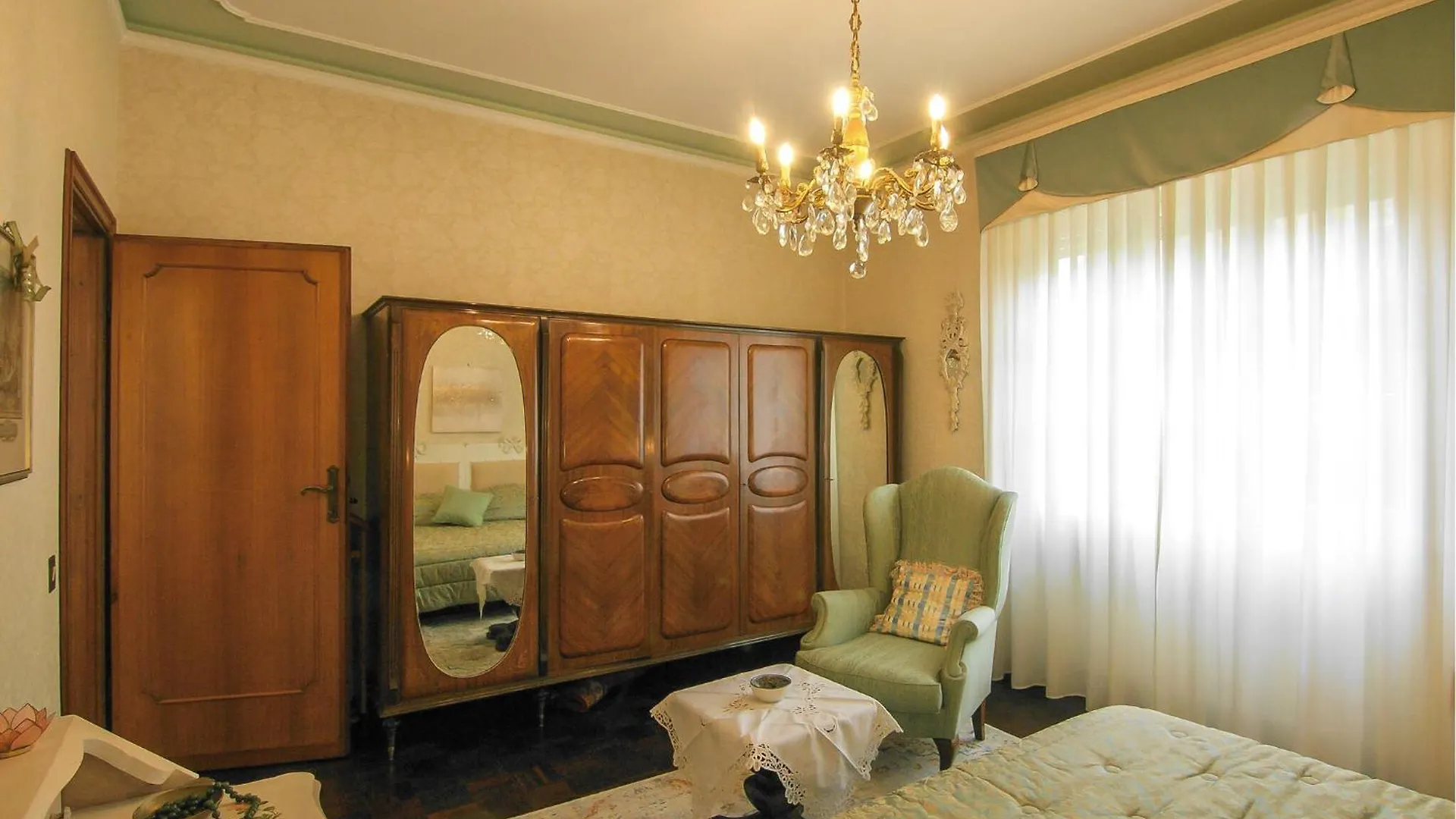 Nice Apartment In Lucca With Wifi