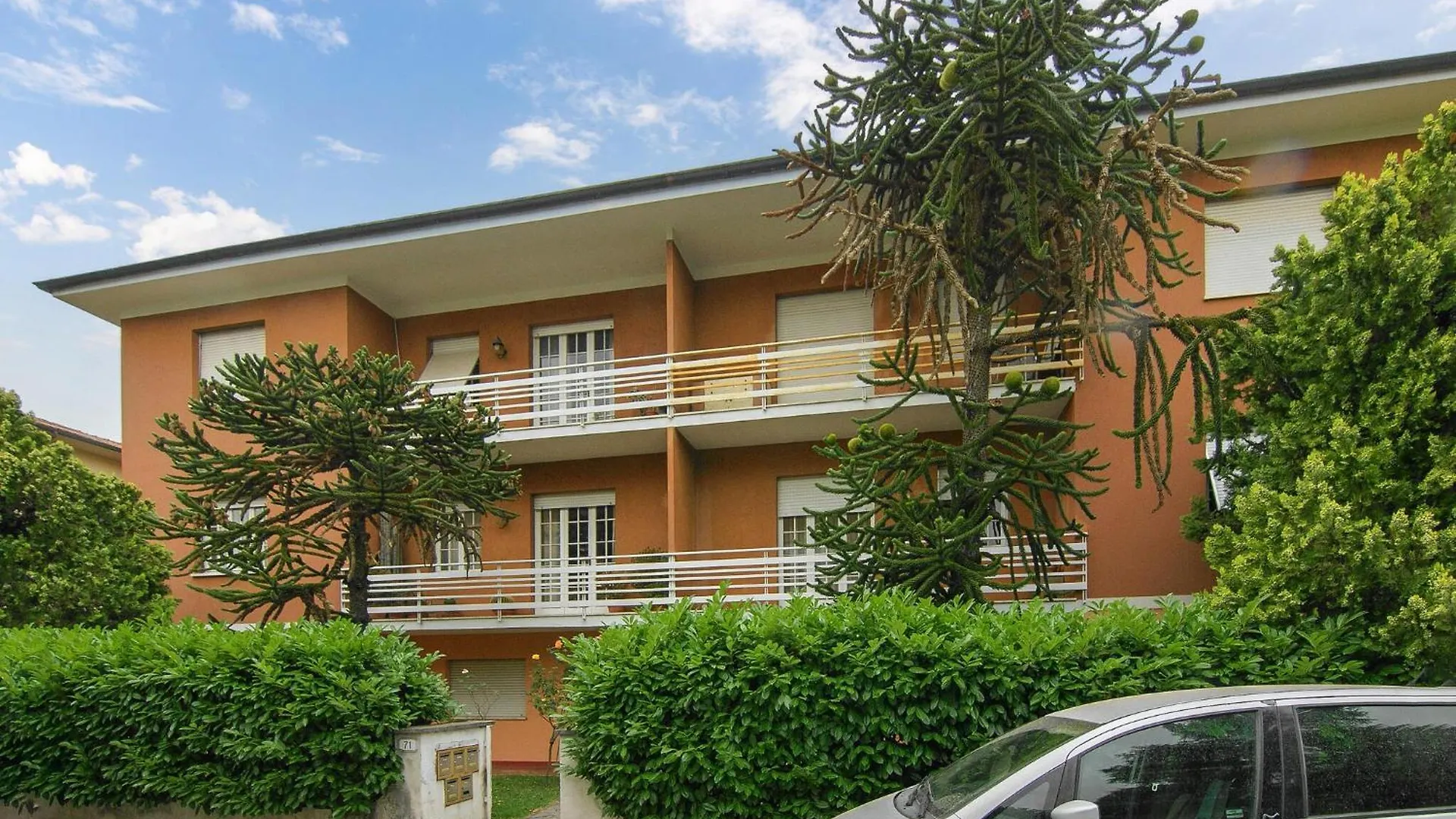 Nice Apartment In Lucca With Wifi